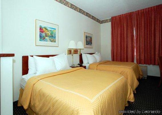 Comfort Suites Rochester Henrietta University Area Værelse billede