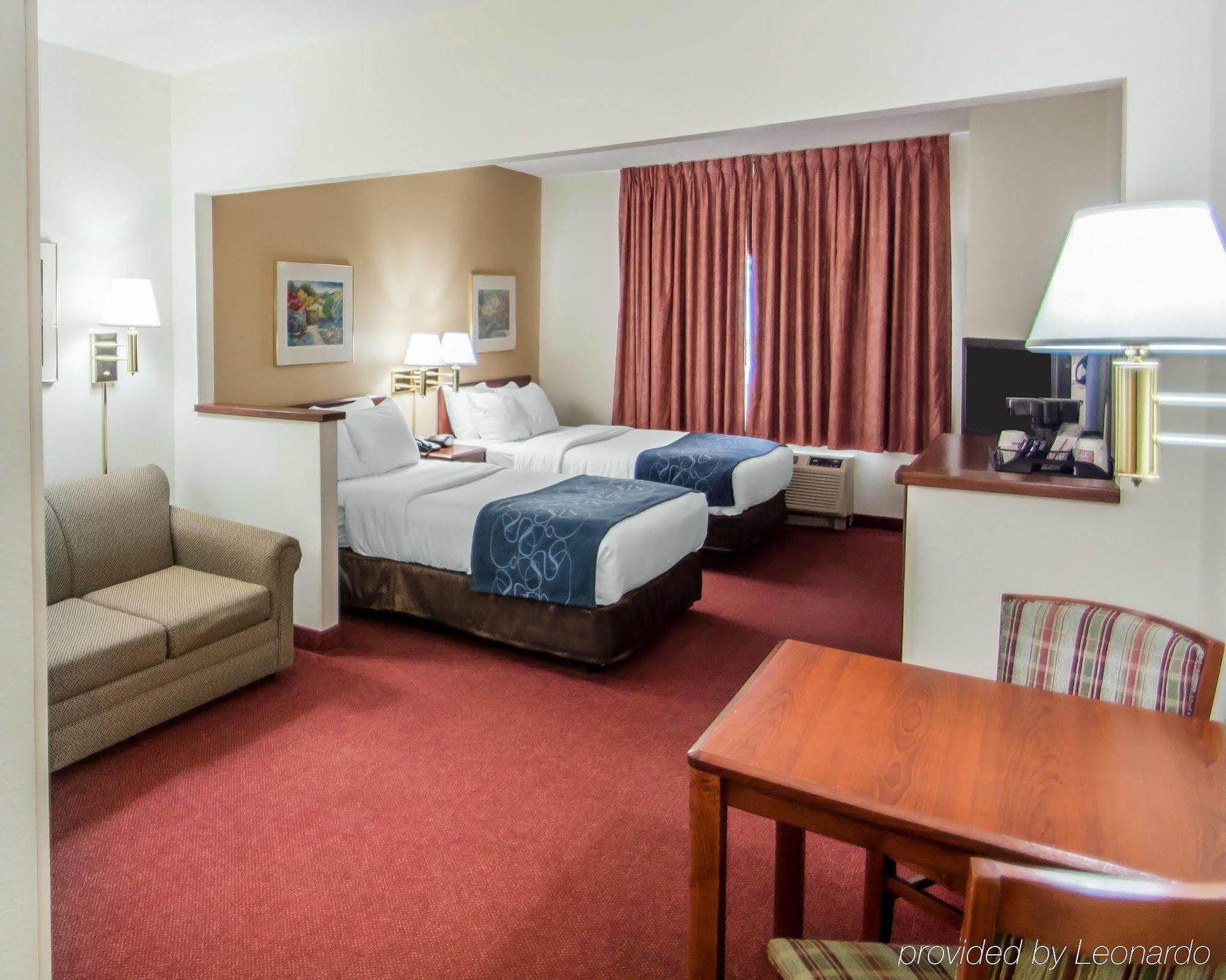 Comfort Suites Rochester Henrietta University Area Eksteriør billede