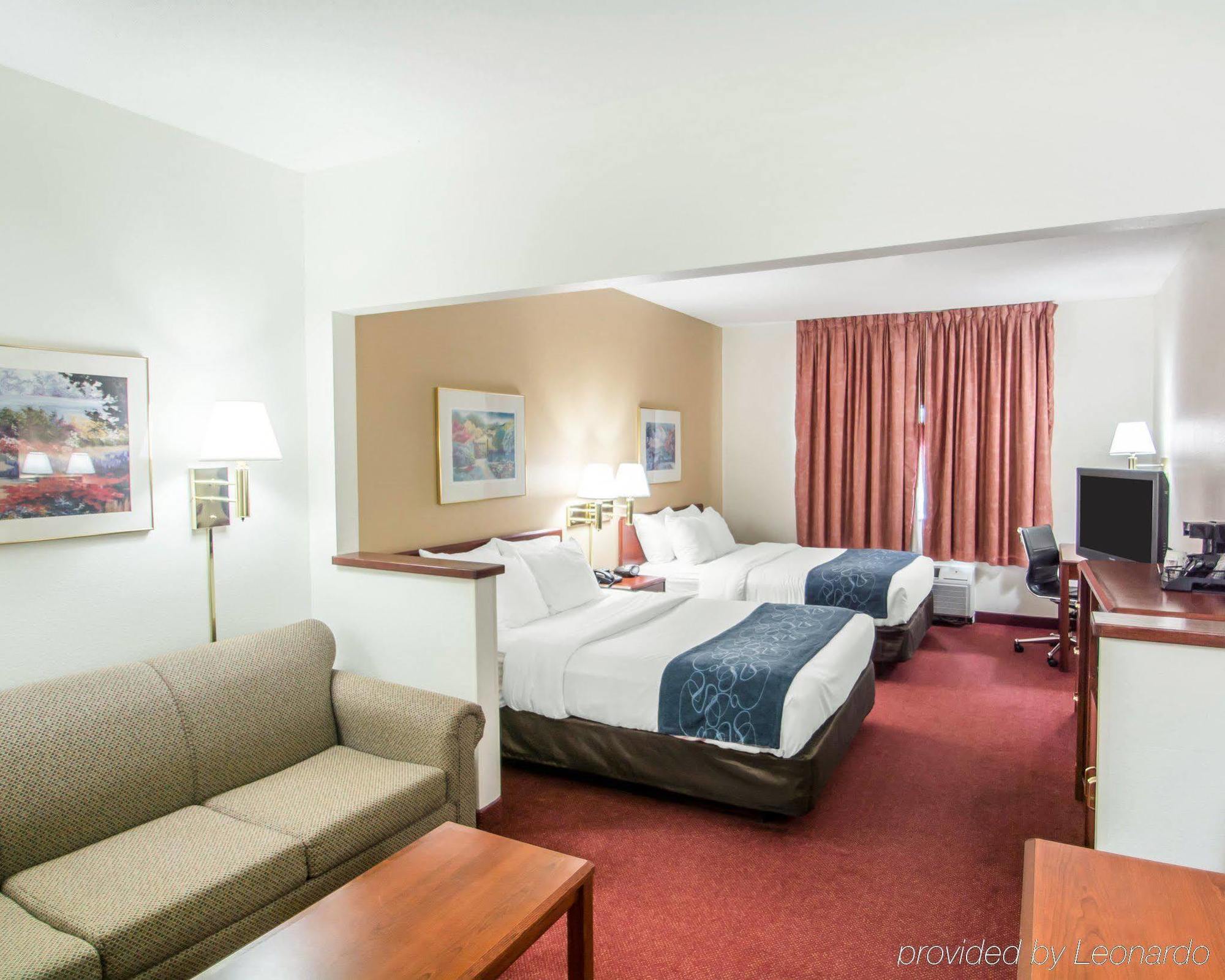 Comfort Suites Rochester Henrietta University Area Eksteriør billede